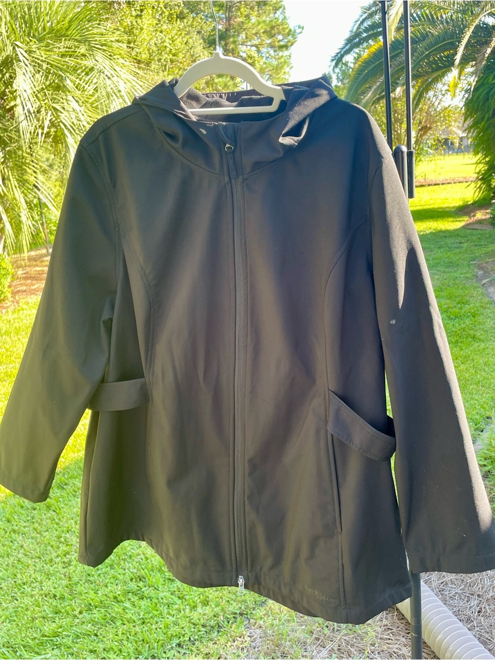 Water Resistant Free Tech Women's Black Hooded Lightweight Coat size 18W - 20W